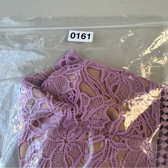 Adelyn Rae Sleeveless Floral Crochet Overlay Nude Lining Lavender Lace Romper XS - Picture 12 of 14